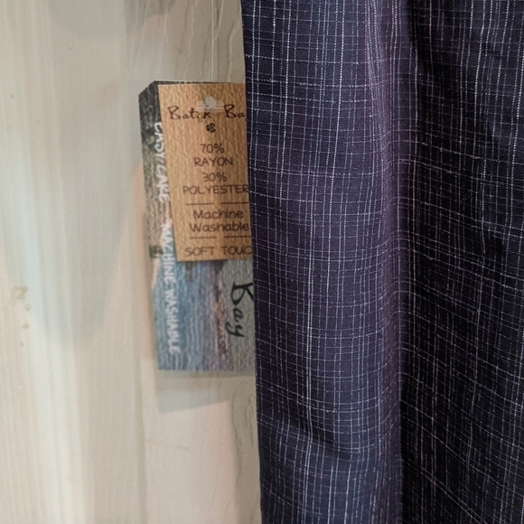 Batik Bay Men's Size Small Button Down Shirt NWT - Picture 3 of 7